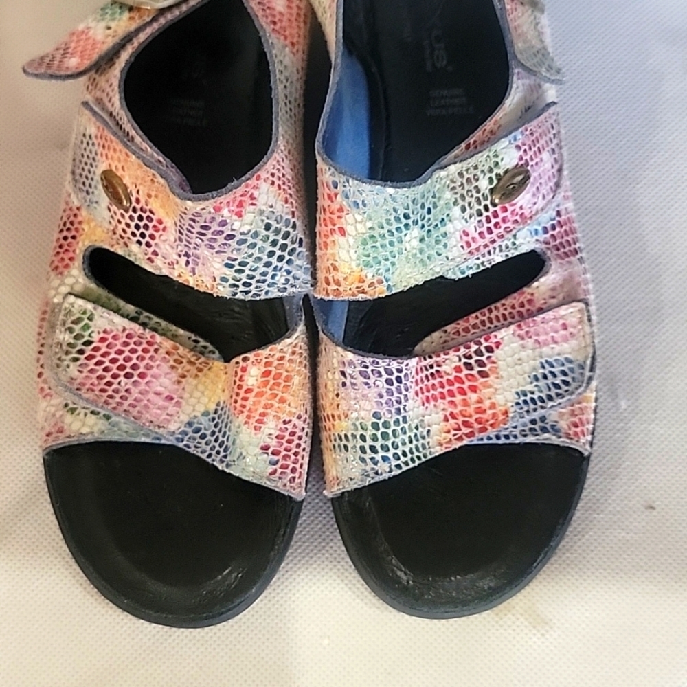 Flexus Anatomic Coloful Leather Sandal by Spring Step  (US‎ 8 or EURO 39) - Picture 4 of 7